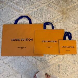 Louis Vuitton Shopping bags